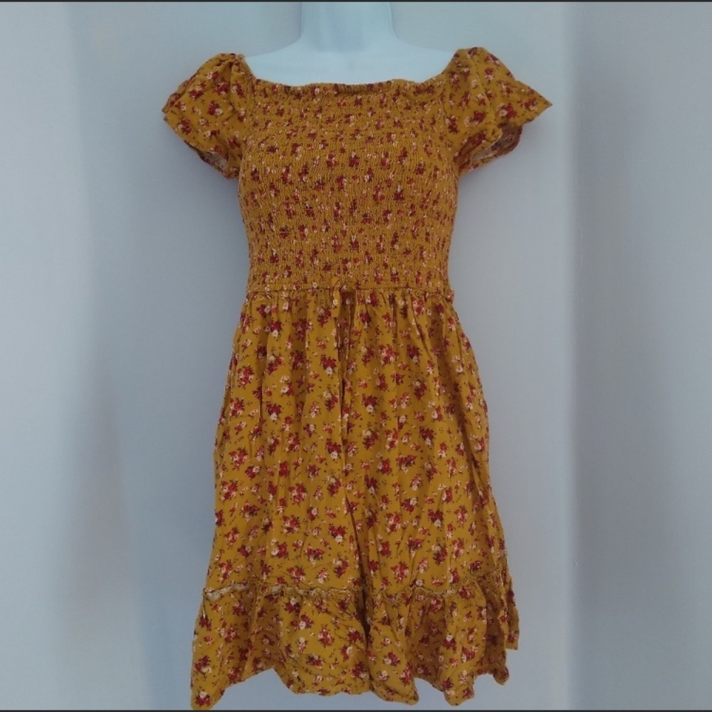 Xhilaration Smocked Floral Dress Size Medium